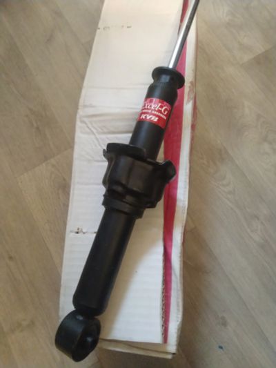 Лот: 18376436. Фото: 1. Стойка KYB 341193 Honda Civic... Ходовая, подвеска, рулевое управление