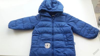 Лот: 5717589. Фото: 1. курточка Benetton на мальчика. Верхняя одежда
