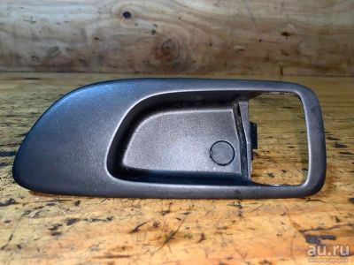 Лот: 18536720. Фото: 1. Ручка двери внутренняя Mazda Axela... Кузов
