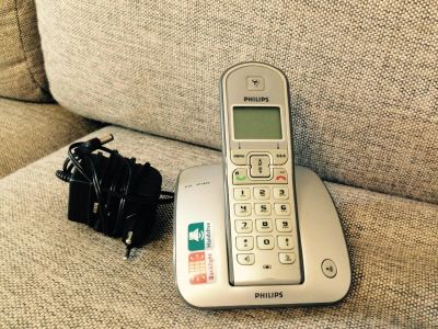 Лот: 5022004. Фото: 1. Продам домашний телефон philips... Проводные телефоны