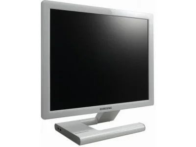Лот: 15096577. Фото: 1. Монитор Samsung 971P. ЖК-мониторы