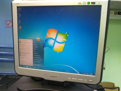 Лот: 16141022. Фото: 1. Монитор philips 170c. ЖК-мониторы