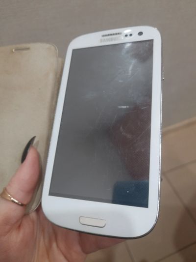 Лот: 18926787. Фото: 1. Телефон Samsung Galaxy S III GT-I9300... Смартфоны