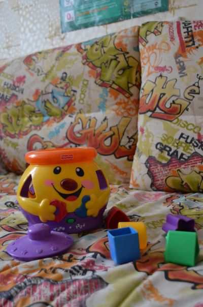 Лот: 6593492. Фото: 1. горшочек Fisher Price. Развивающие