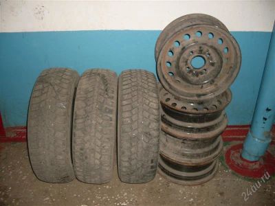 Лот: 2221813. Фото: 1. Колеса 4 диска и 3 шины. Шины на дисках