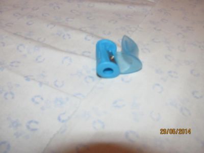 Лот: 4850596. Фото: 1. Точилка с контейнером. Другое (учёба (школа, вуз))