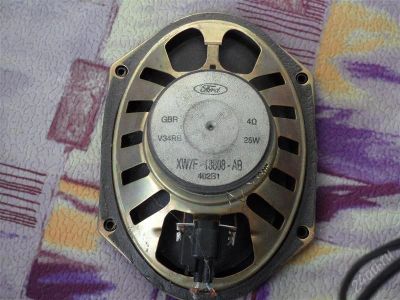 Лот: 2403700. Фото: 1. Динамикии с Ford Focus 1. Акустика автомобильная