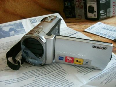 Лот: 793458. Фото: 1. видеокамера sony handycam dcr-sx44... Видеокамеры