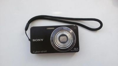 Лот: 9577577. Фото: 1. Цифровой фотоаппарат sony с 1... Цифровые компактные