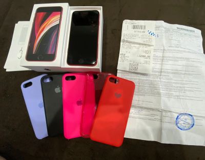 Лот: 18936825. Фото: 1. Смартфон Apple iPhone SE 2020... Смартфоны
