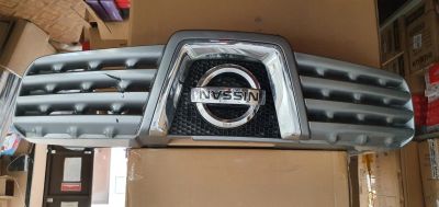 Лот: 16601321. Фото: 1. Решётка радиатора Nissan Qashqai... Кузов