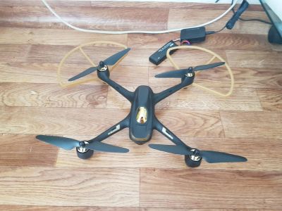 Лот: 9819021. Фото: 1. Квадрокоптер, Hubsan X4 H501S. Квадрокоптеры