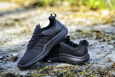 Лот: 10228949. Фото: 1. Nike Darwin. Кеды, кроссовки, слипоны