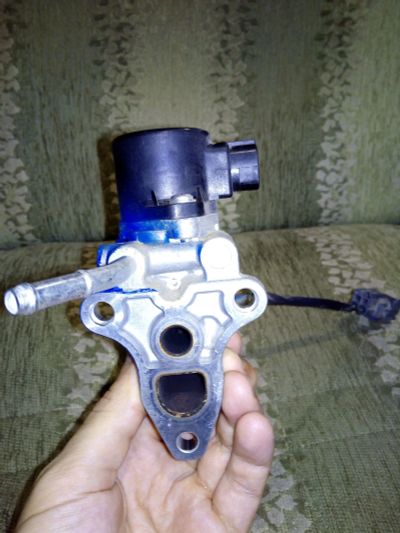 Лот: 12072450. Фото: 1. Клапан EGR NZ-FE Toyota. Двигатель и элементы двигателя