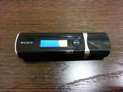 Лот: 4311854. Фото: 1. Mp3 плеер Sony Walkman NWD-B105F. Плееры
