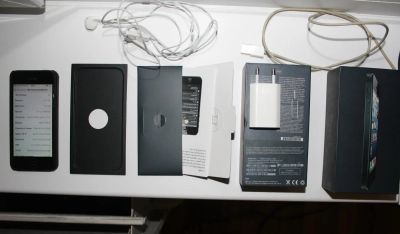 Лот: 4534569. Фото: 1. iPhone 5 16 black нет обмена. Смартфоны