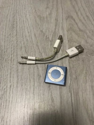 Лот: 16439540. Фото: 1. Плеер mp3 Apple Ipod Shuffle 2... Плееры