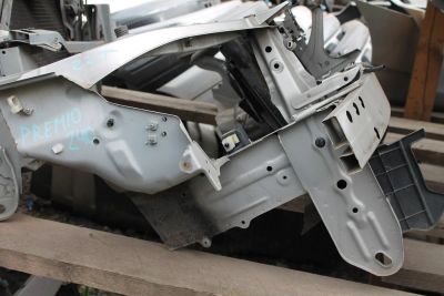 Лот: 3215649. Фото: 1. Рамка радиатора Toyota Premio... Кузов