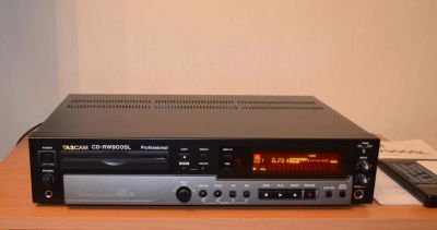 Лот: 6319420. Фото: 1. Tascam CD-RW900SL CD-рекордер. Другое (профессиональный звук)