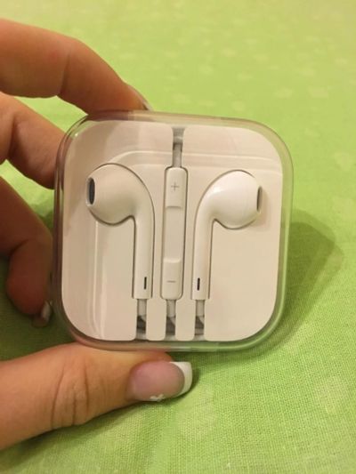 Лот: 7167281. Фото: 1. Apple EarPods. Красноярск