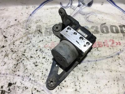 Лот: 21716938. Фото: 1. блок abs Renault Megane BM. Двигатель и элементы двигателя