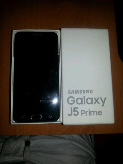 Лот: 9788565. Фото: 1. Samsung Galaxy J5 Prime. Смартфоны