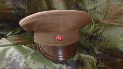 Лот: 16704144. Фото: 1. Фуражка офицерская полевая СССР. Обмундирование
