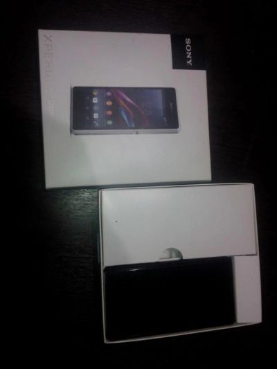Лот: 8750694. Фото: 1. sony z1 compact c рубля!!!. Смартфоны