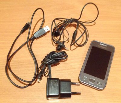 Лот: 6574716. Фото: 1. Телефон Samsung Wave 525/ GT-S5250... Кнопочные мобильные телефоны