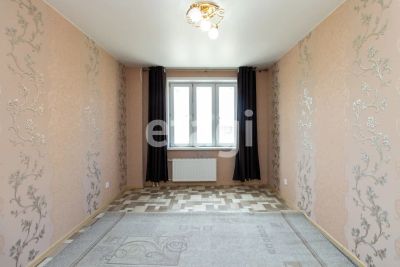 Лот: 25297882. Фото: 1. 3-комн. квартира , Красноярск... Квартиры, студии