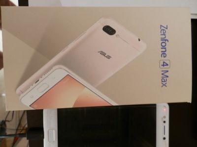 Лот: 15653520. Фото: 1. Asus Zenfone 4 Max ZC520KL б/у. Смартфоны