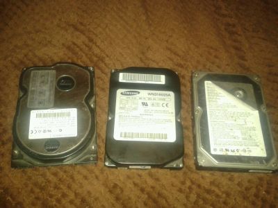 Лот: 11752804. Фото: 1. Три жестких диска одним лотом. Жёсткие диски (HDD)