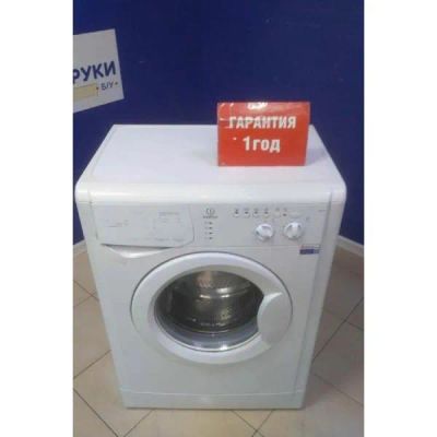 Лот: 25722440. Фото: 1. Стиральная машина Indesit WISL... Стиральные машины