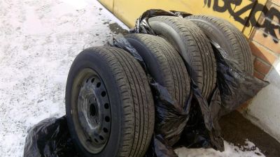 Лот: 3794492. Фото: 1. Bridgestone летняя резина на штампованных... Шины на дисках