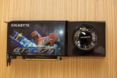 Лот: 4703539. Фото: 1. Gigabyte GeForce GTX 275. Видеокарты