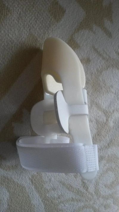 Лот: 10084932. Фото: 1. Новый фиксатор для пальца на ноге. Ортопедические изделия