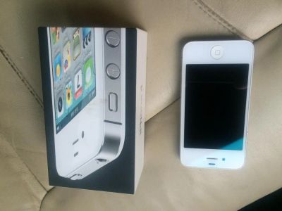 Лот: 4842629. Фото: 1. iPhone 4 8gb. Смартфоны