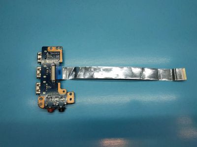Лот: 17915730. Фото: 1. Б/У плата с разъёмами USB, Audio... Печатные платы