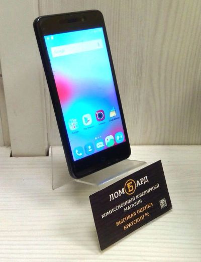 Лот: 11422654. Фото: 1. Смартфон ZTE Blade X3. В комплекте... Смартфоны