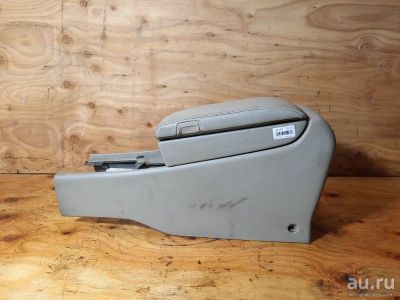 Лот: 18536300. Фото: 1. Подлокотник Nissan Cedric HY34... Салон