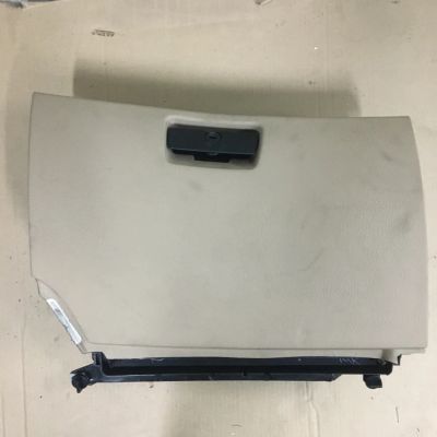 Лот: 12131121. Фото: 1. Бардачок BMW X5 E53. Салон