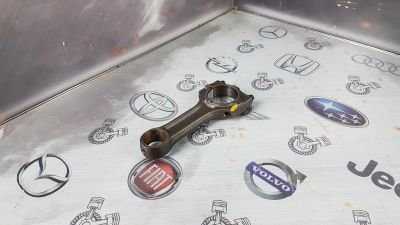 Лот: 23589549. Фото: 1. Шатун BMW 320d M47D20 11242247518. Двигатель и элементы двигателя