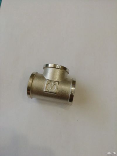 Лот: 15068911. Фото: 1. Тройник "Valtec" 3/4 латунь. Водопроводные и канализационные трубы