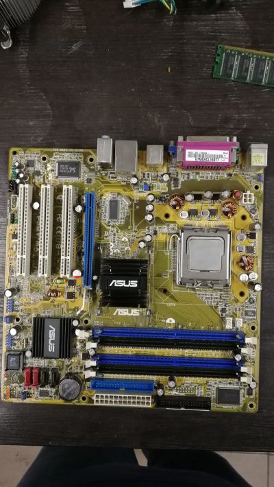 Лот: 19427032. Фото: 1. Материнская плата ASUS P5GV-MX... Материнские платы