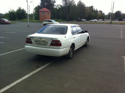 Лот: 10033270. Фото: 1. nissan bluebird. Автомобили