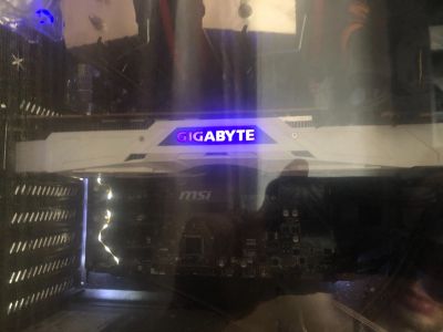 Лот: 13990667. Фото: 1. 1080 ti. Видеокарты