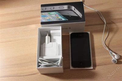 Лот: 1545837. Фото: 1. iphone 4 16 gb Black Звонит с... Смартфоны