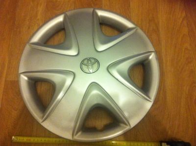 Лот: 3753084. Фото: 1. колпаки 15" - toyota (3 шт отдам... Колпаки