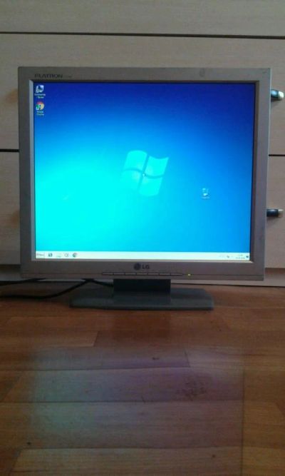 Лот: 8332654. Фото: 1. Монитор LG Flatron l1715s диагональ... ЖК-мониторы