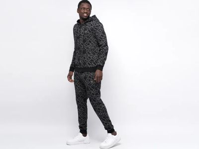 Лот: 20940992. Фото: 1. Спортивный костюм Emporio Armani. Спортивные костюмы